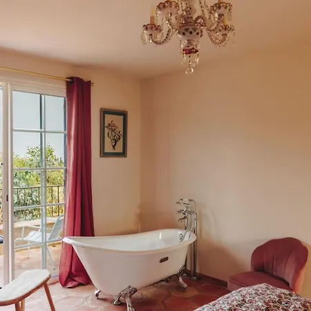 Prázdninový dům Di Pigna Avec Piscine Algajola (Corsica)