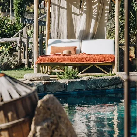 Di Pigna Magnifique Avec Piscine, De 2 A 6 Personnes Casa vacanze