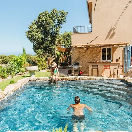 Feriehus Di Pigna Avec Piscine