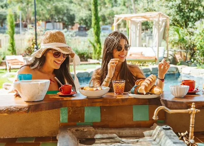 Résidence Di Pigna Magnifique Avec Piscine, De 2 à 6 Personnes * Algajola (Corsica)