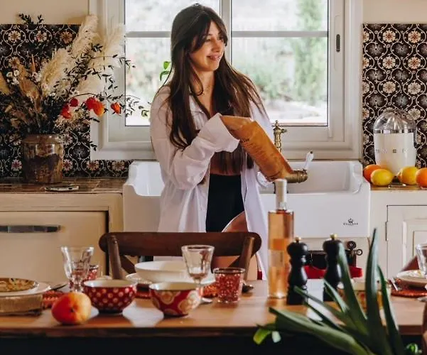 Résidence Di Pigna Magnifique Avec Piscine, De 2 à 6 Personnes