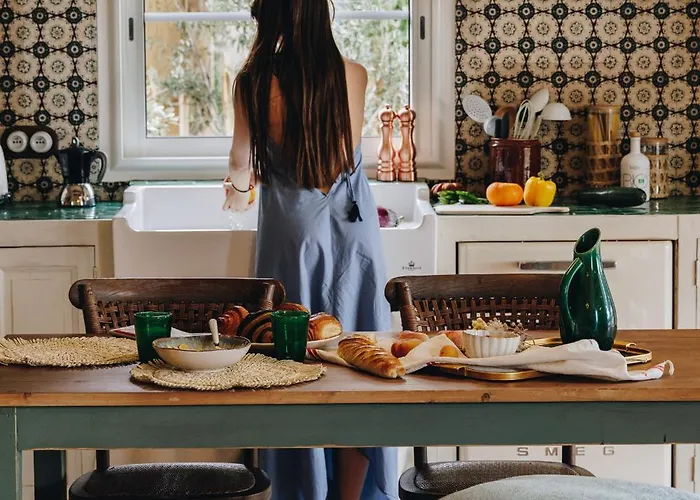 Di Pigna Magnifique Avec Piscine, De 2 A 6 Personnes *