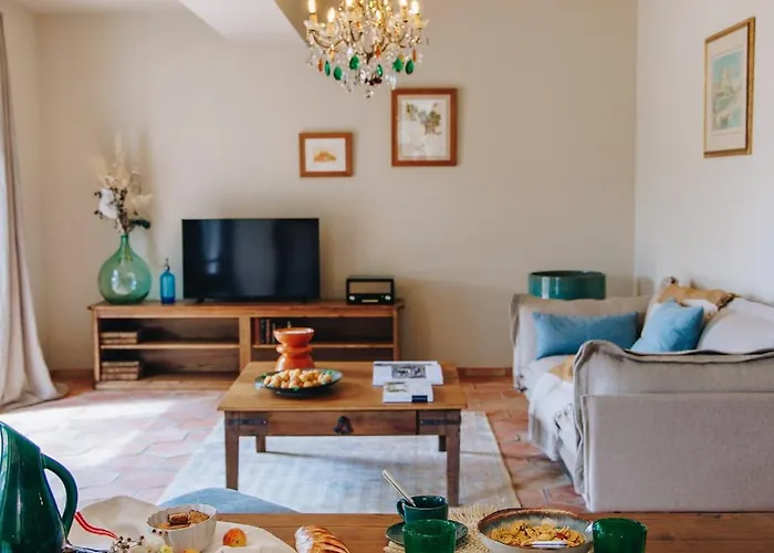 Résidence Di Pigna Magnifique Avec Piscine, De 2 à 6 Personnes * Algajola (Corsica)