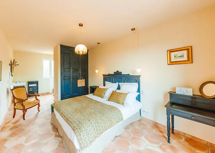 Ferienhaus Di Pigna Magnifique Avec Piscine, De 2 A 6 Personnes