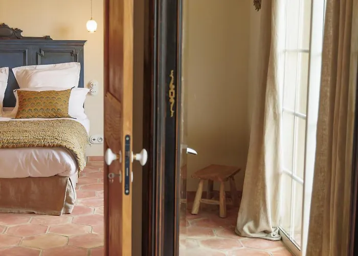 Résidence Di Pigna Magnifique Avec Piscine, De 2 à 6 Personnes Hébergement de vacances