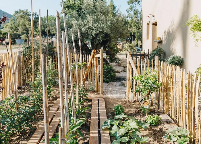 Ferienhaus Di Pigna Magnifique Avec Piscine, De 2 A 6 Personnes